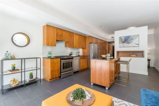Photo 1: 207 33 W PENDER Street in Vancouver: Downtown VW Condo for sale in "33 Living" (Vancouver West)  : MLS®# R2495169