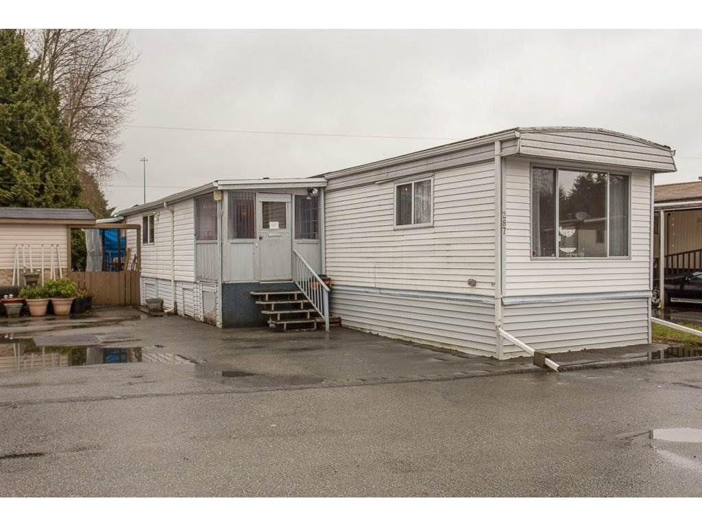 Main Photo: 287 201 CAYER Street in Coquitlam: Maillardville Manufactured Home for sale in "WILDWOOD MANUFACTURED HOME PARK" : MLS®# R2147510