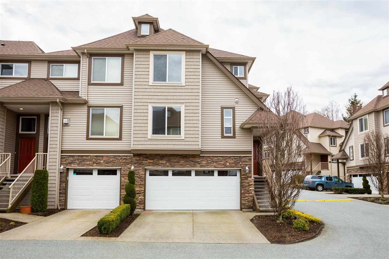 Main Photo: 27 46778 HUDSON Road in Chilliwack: Promontory Townhouse for sale in "Cobblestone Terrace" (Sardis)  : MLS®# R2442691