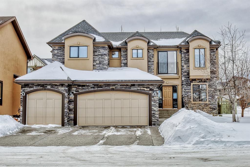 Main Photo: 31 Westpark Crescent SW in Calgary: West Springs Detached for sale : MLS®# A2033011