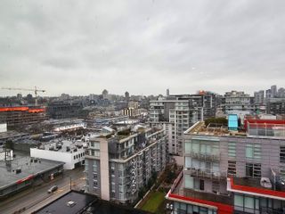 Photo 1: 1504 1708 ONTARIO Street in Vancouver: Mount Pleasant VE Condo for sale in "Pinnacle on the Park" (Vancouver East)  : MLS®# R2854809