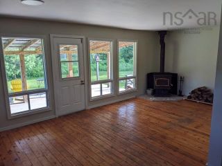 Photo 5: 347 Middle River Road in Chester Basin: 405-Lunenburg County Residential for sale (South Shore)  : MLS®# 202215443