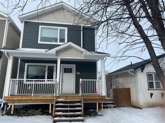 Main Photo: 31 Vivian Avenue in Winnipeg: House for sale : MLS®# 202330883