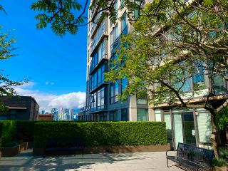Photo 1: 201 1068 W BROADWAY Avenue in Vancouver: Fairview VW Condo for sale in "the Zone" (Vancouver West)  : MLS®# R2584907
