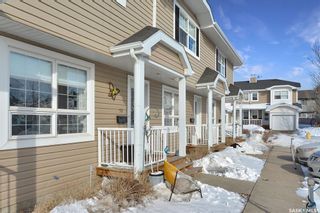 Photo 2: 52 4901 Child Avenue in Regina: Lakeridge Addition Residential for sale : MLS®# SK922824