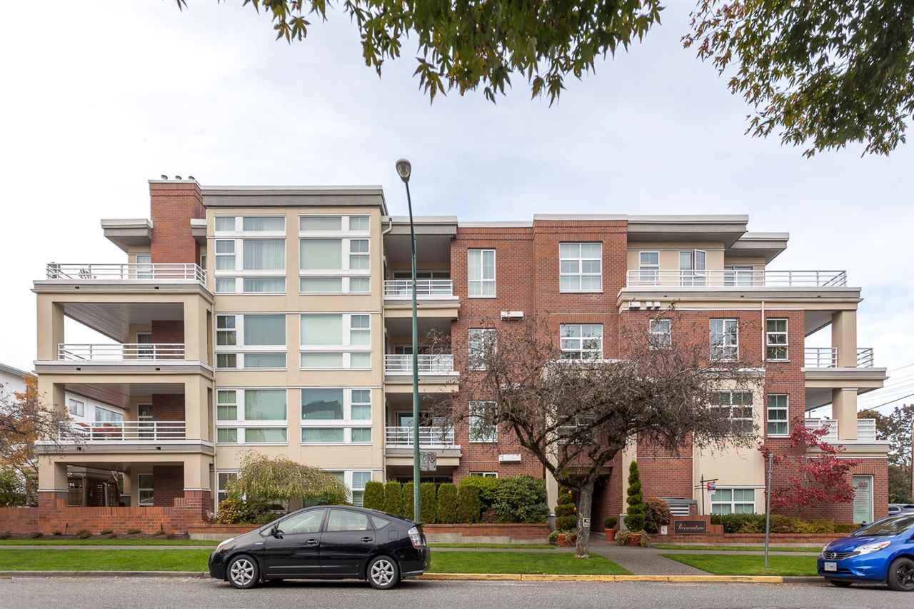 Main Photo: 409 2105 W 42ND AVENUE in Vancouver: Kerrisdale Condo for sale (Vancouver West)  : MLS®# R2124910