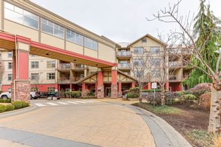 Photo 22: 402 2511 KING GEORGE Boulevard in Surrey: King George Corridor Condo for sale in "The Pacifica" (South Surrey White Rock)  : MLS®# R2853773