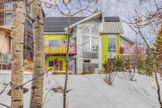 Main Photo: 33 Rockhaven Green NW in Calgary: Rocky Ridge Detached for sale : MLS®# A2129350