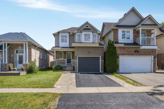 Photo 1: 31 Madden Place in Clarington: Bowmanville House (2-Storey) for sale : MLS®# E8438310