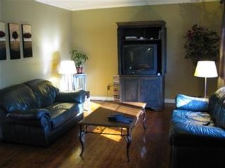 Photo 3: 42 Middleton Crescent in Saskatoon: Nutana Park Single Family Dwelling for sale (Saskatoon Area 02)  : MLS®# 412459