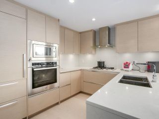 Photo 3: 512 W 29TH Avenue in Vancouver: Cambie Townhouse for sale in "EMPIRE AT QE PARK" (Vancouver West)  : MLS®# R2650810