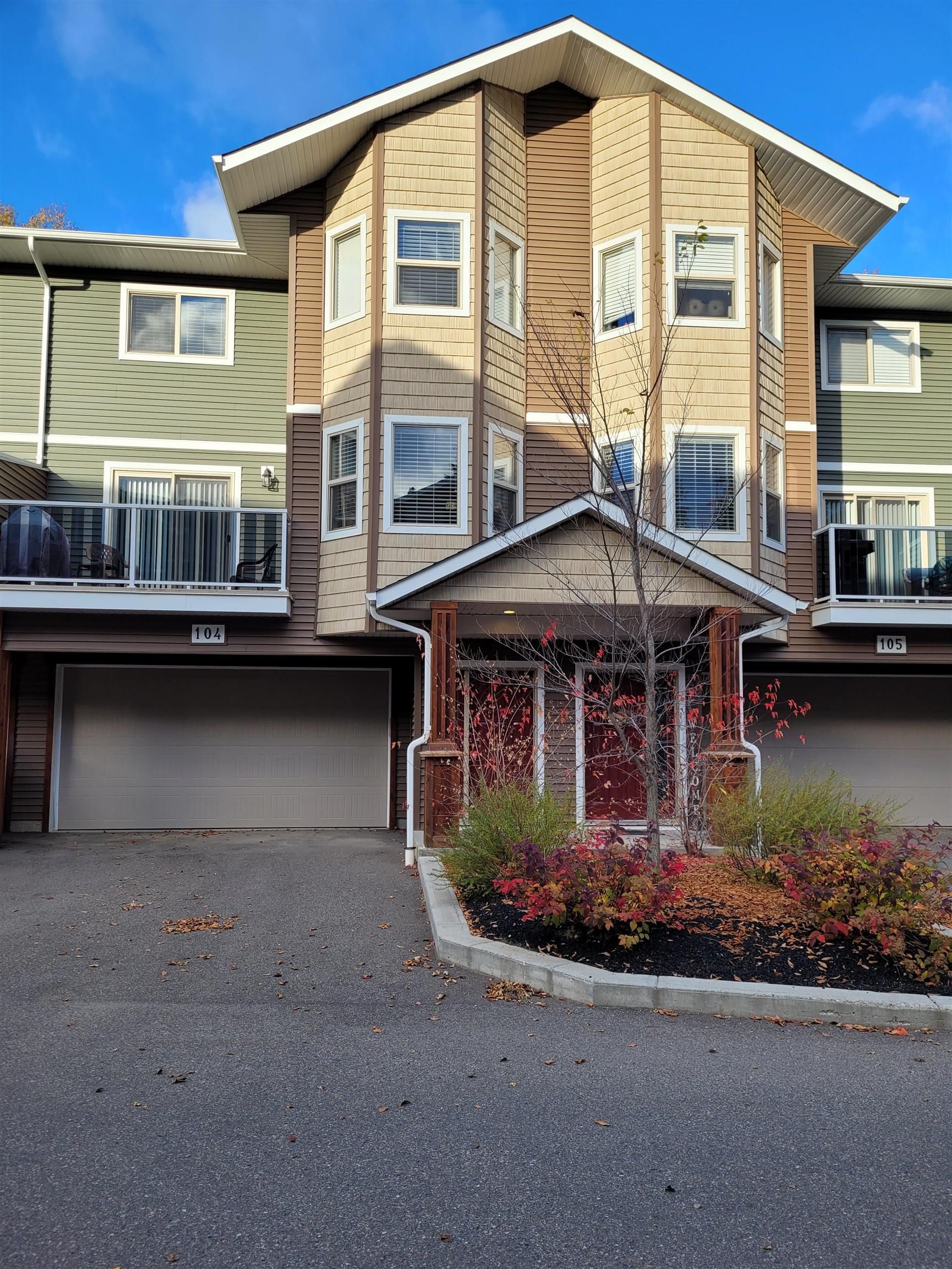 Main Photo: 104 7400 CREEKSIDE Way in Prince George: Creekside Townhouse for sale in "CREEKSIDE" (PG City South West)  : MLS®# R2731688