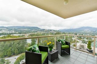 Photo 3: 2201 1199 EASTWOOD Street in Coquitlam: North Coquitlam Condo for sale in "THE SELKIRK" : MLS®# R2213847
