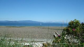 Photo 1: 1713 Admiral Tryon Blvd in Parksville: Beach Home for sale