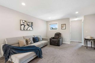 Photo 19: 23 Crestbrook Link SW in Calgary: Crestmont Detached for sale : MLS®# A2131695