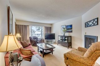 Photo 2: 447-449 MUNDY Street in Coquitlam: Central Coquitlam Duplex for sale : MLS®# R2147177