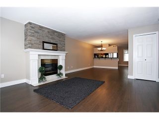 Photo 3: # 127 7837 120A ST in Surrey: West Newton Condo for sale : MLS®# F1403513