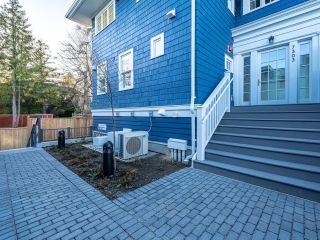 Photo 3: 7303 HUDSON Street in Vancouver: South Granville Townhouse for sale in "Hudson 8" (Vancouver West)  : MLS®# R2805794