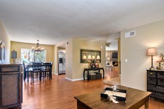 Photo 8: SCRIPPS RANCH House for sale : 4 bedrooms : 10453 Avenida Magnifica in San Diego