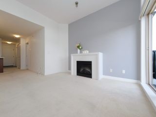Photo 8: 405 738 E 29TH Avenue in Vancouver: Fraser VE Condo for sale in "THE CENTURY" (Vancouver East)  : MLS®# R2788461