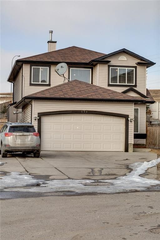 Main Photo: 220 COVEMEADOW Court NE in Calgary: Coventry Hills House for sale : MLS®# C4160697