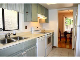 Photo 4: 7105 CAMANO Street in Vancouver: Champlain Heights Townhouse for sale in "SOLAR WEST" (Vancouver East)  : MLS®# V907945