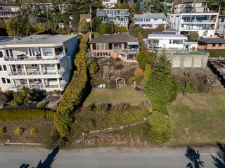 Photo 9: 14507 SUNSET Drive: White Rock House for sale in "West White Rock" (South Surrey White Rock)  : MLS®# R2853088