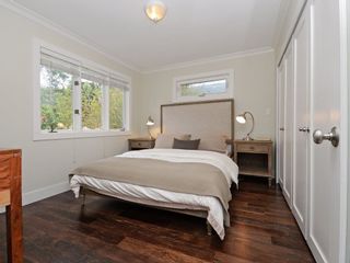 Photo 17: 1942 BANBURY Road in North Vancouver: Deep Cove House for sale : MLS®# R2264500