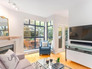 Photo 5: 107 2688 VINE Street in Vancouver: Kitsilano Townhouse for sale in "THE TREO" (Vancouver West)  : MLS®# R2406674
