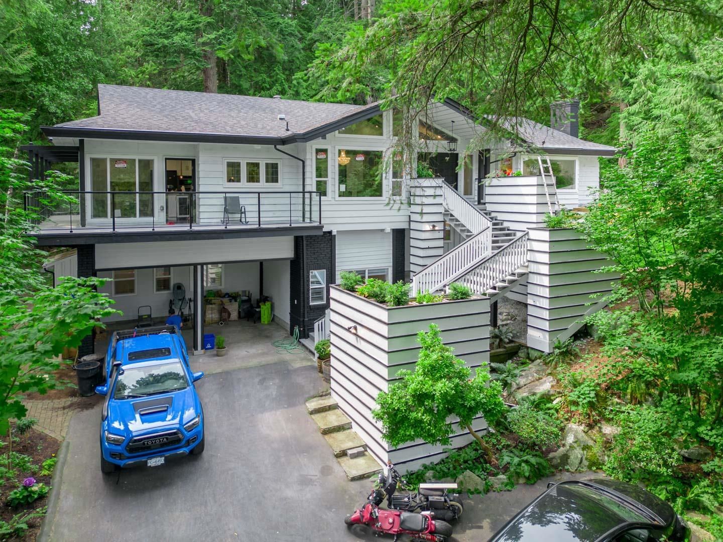 Main Photo: 4621 CAULFEILD Drive in West Vancouver: Caulfeild House for sale : MLS®# R2816427