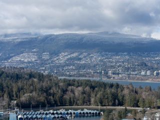 Photo 32: 2900 1139 W CORDOVA Street in Vancouver: Coal Harbour Condo for sale in "Two Harbour Green" (Vancouver West)  : MLS®# R2856966