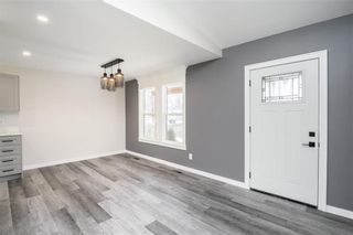 Photo 4: 34 Atkinson Road in Winnipeg: Charleswood Residential for sale (1H)  : MLS®# 202401925