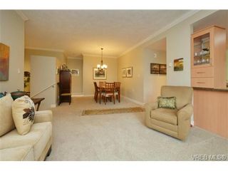 Photo 5: 762 Hill Rise Lane in VICTORIA: SE Cordova Bay Row/Townhouse for sale (Saanich East)  : MLS®# 727178
