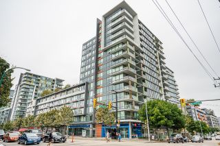Main Photo: 524 1783 MANITOBA Street in Vancouver: False Creek Condo for sale in "Residences at West" (Vancouver West)  : MLS®# R2724995