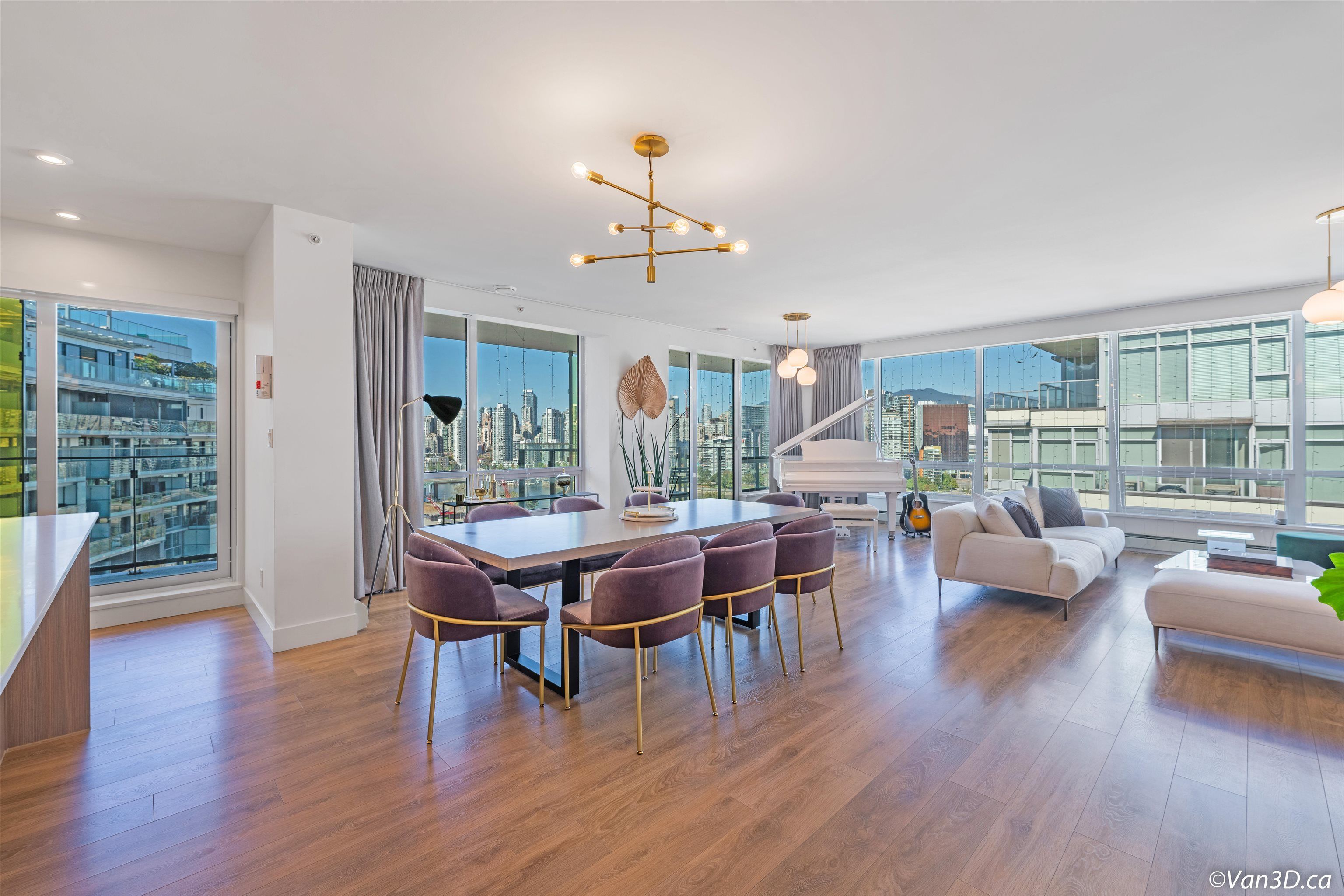 Main Photo: 1801 1788 COLUMBIA Street in Vancouver: False Creek Condo for sale in "EPIC AT WEST" (Vancouver West)  : MLS®# R2726392