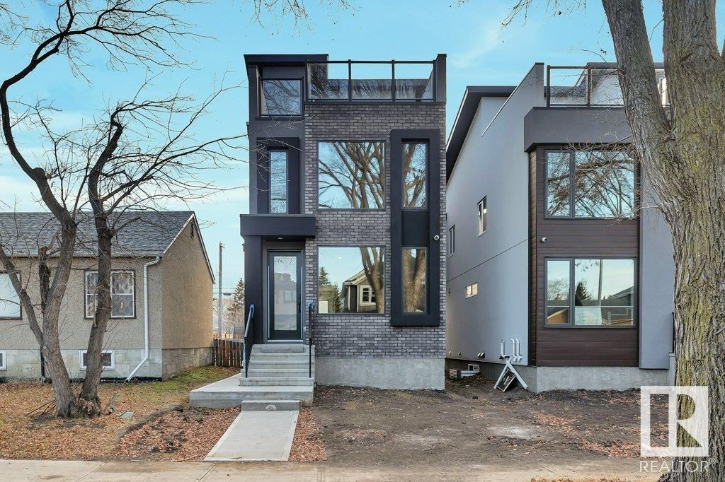 Main Photo: 10981 73 Avenue in Edmonton: Zone 15 House for sale : MLS®# E4365524