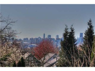 Photo 16: 1147 SEMLIN DR in Vancouver: Grandview VE House for sale (Vancouver East)  : MLS®# V1056763