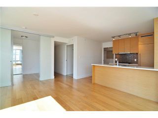 Photo 6: 1501 565 SMITHE Street in Vancouver: Downtown VW Condo for sale in "VITA" (Vancouver West)  : MLS®# V1076138