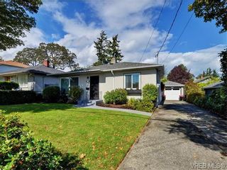 Photo 19: 1434 Lang St in VICTORIA: Vi Oaklands House for sale (Victoria)  : MLS®# 743758