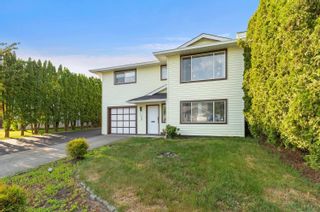 Photo 2: 31839 SATURNA Crescent in Abbotsford: Abbotsford West House for sale : MLS®# R2782883
