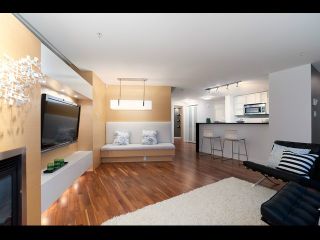 Photo 7: TH108 980 Cooperage Way in Vancouver: Yaletown Townhouse for sale (Vancouver West)  : MLS®# V1089222