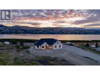 Photo 2: 7080 Heron Road in Vernon: House for sale : MLS®# 10308622