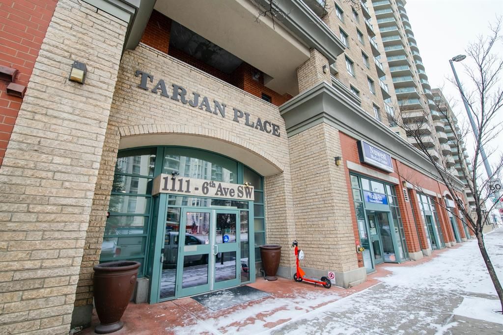 Main Photo: 511 1111 6 Avenue SW in Calgary: Downtown West End Apartment for sale : MLS®# A1205726