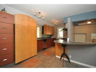 Photo 3: 3360 Assiniboine Avenue in WINNIPEG: Westwood / Crestview Residential for sale (West Winnipeg)  : MLS®# 1119628
