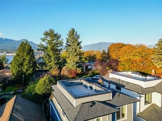 Photo 2: 2452 TRINITY Street in Vancouver: Hastings Sunrise House for sale (Vancouver East)  : MLS®# R2829800