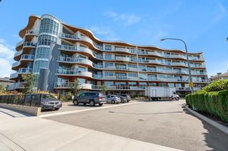 Photo 3: 313 20416 PARK Avenue in Langley: Langley City Condo for sale in "Legacy on Park Avenue" : MLS®# R2819528