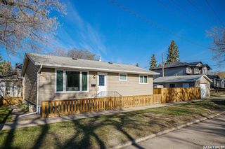 Main Photo: 802 31st Street West in Saskatoon: Hudson Bay Park Residential for sale : MLS®# SK852883