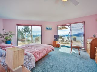 Photo 15: 242 BAYVIEW ROAD in West Vancouver: Lions Bay House for sale : MLS®# R2083072