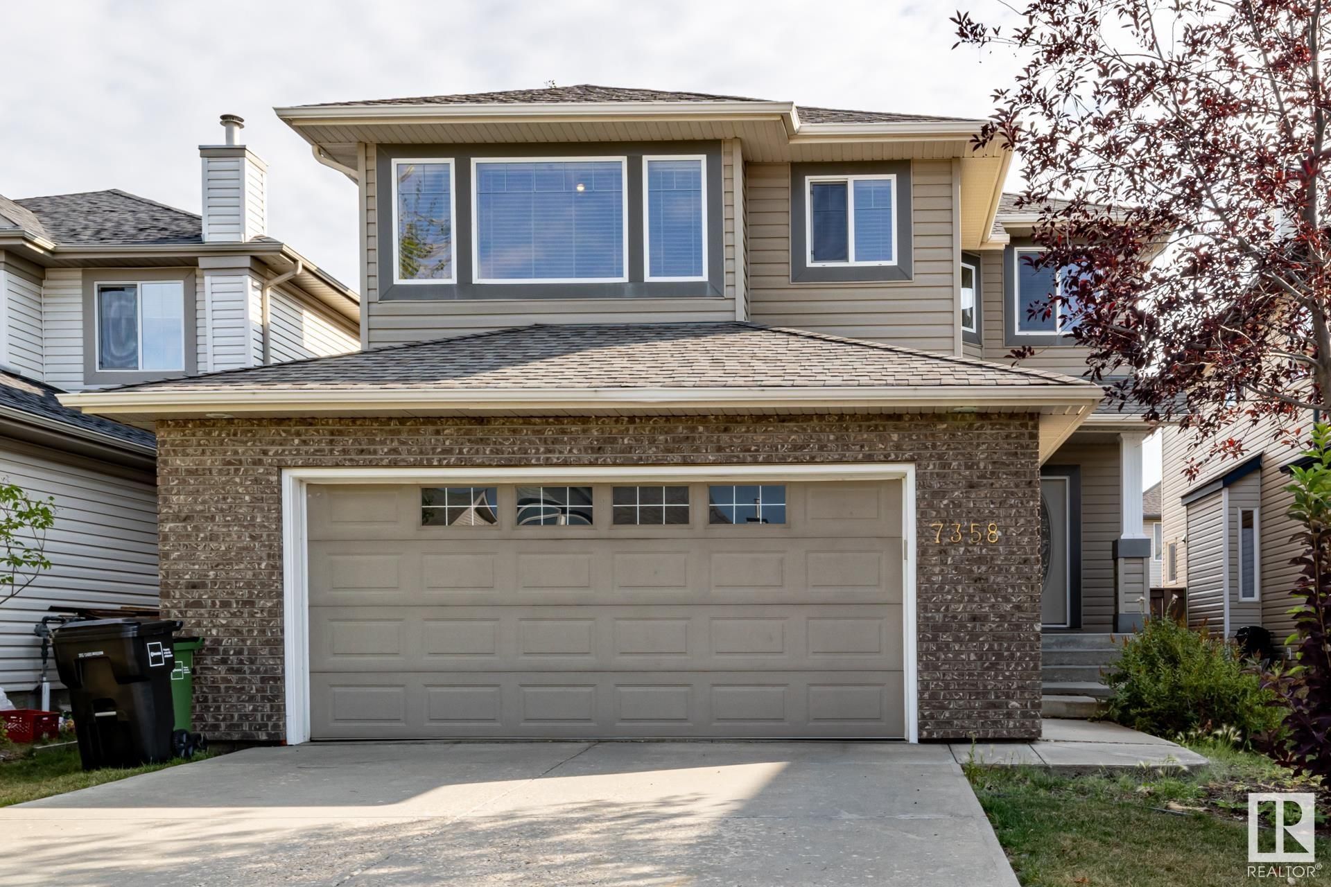 Main Photo: 7358 SINGER Way in Edmonton: Zone 14 House for sale : MLS®# E4313235
