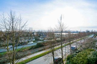 Photo 14: 409 8495 JELLICOE Street in Vancouver: South Marine Condo for sale in "RIVERGATE" (Vancouver East)  : MLS®# R2436513